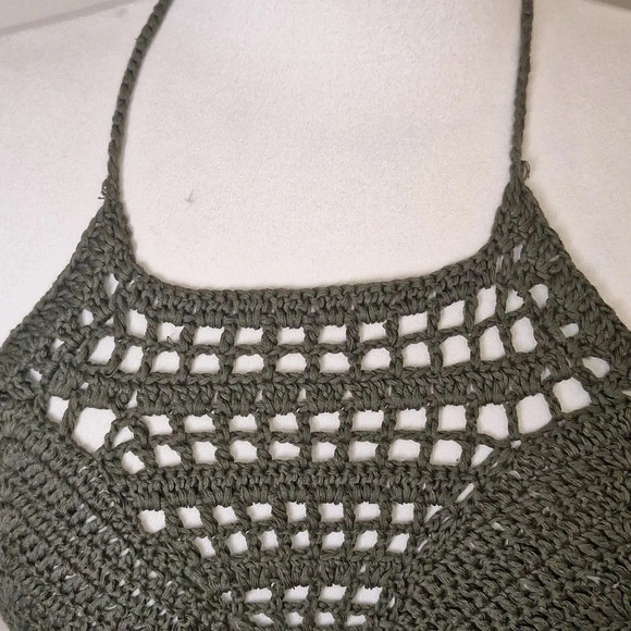 Charolette  Russe crochet lightweight halter top SZ L - Picture 2 of 6